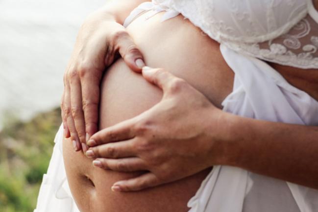 Gebärmutter Schoßraum Heilung - Babybauch